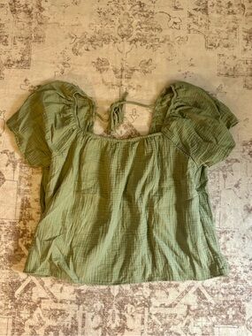 SHEIN Size: XL Women’s Olive Green Flowy Blouse